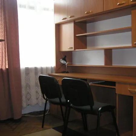 2d Mieszkanie Samodzielne Dwupokojowe Nieprzechodnie Halczyna 9 Alfa Lägenhet *